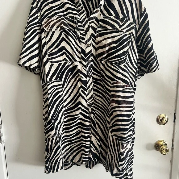 Banana Republic Black and White Zebra romper - Picture 2 of 8
